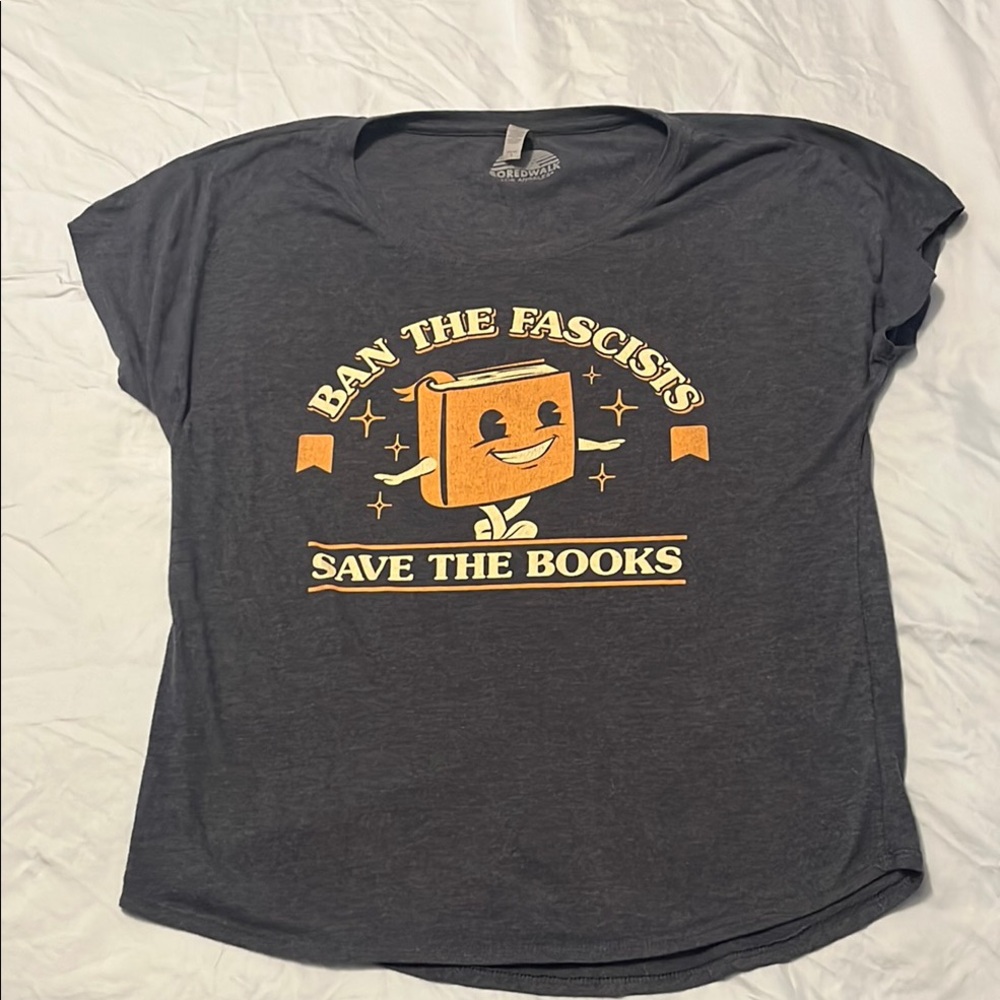 “Ban the Fascists 📙 Save the Books” T-shirt